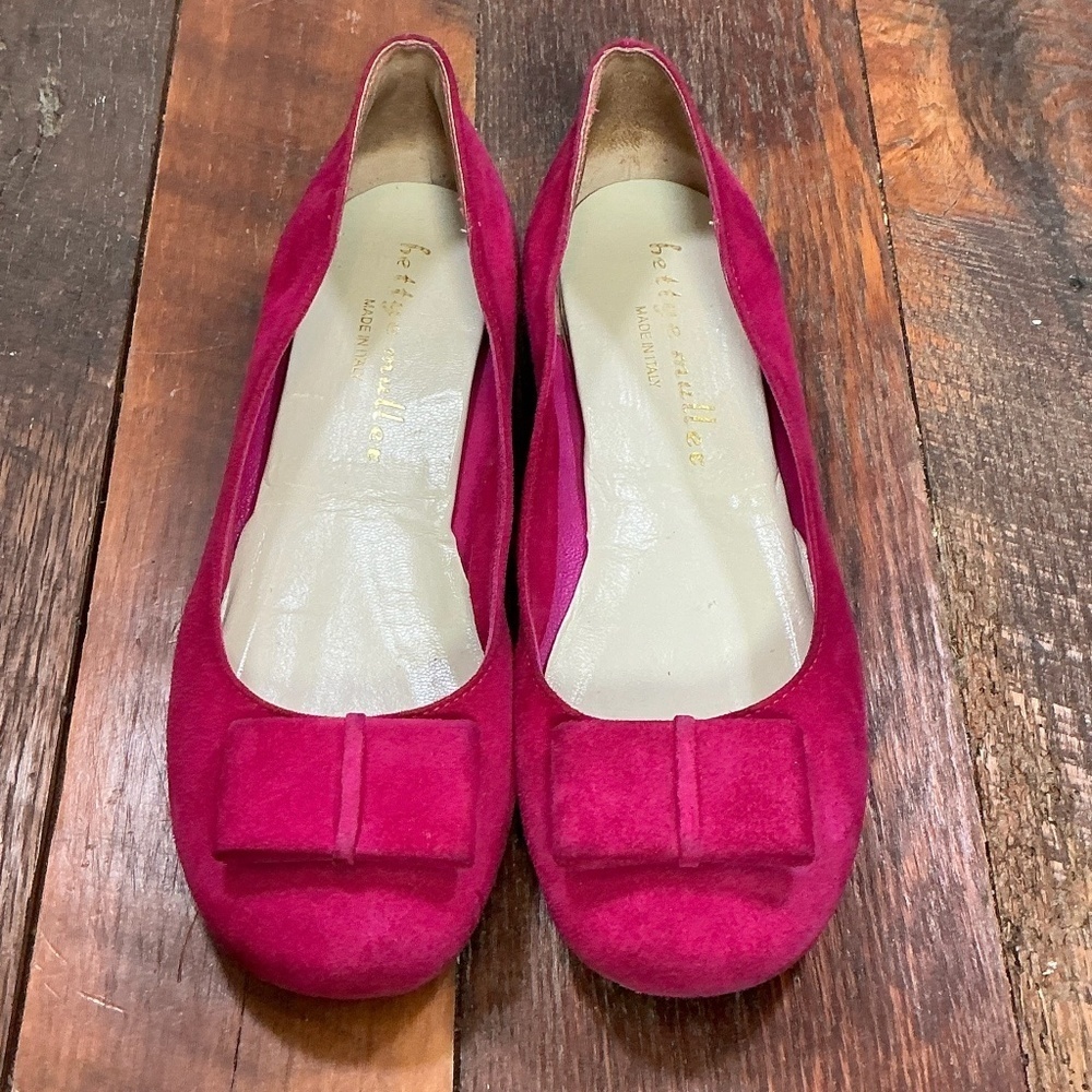 Bettye Muller Fuchsia Suede Ballet Flats with Bow Women’s Size 38 (US 7.5–8)